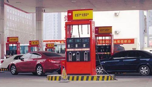 济宁加油站爆料视频曝光  第3张